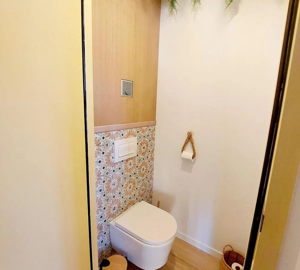 Grange Renovee Avec Vue Dans Village Paisible Pruines France
