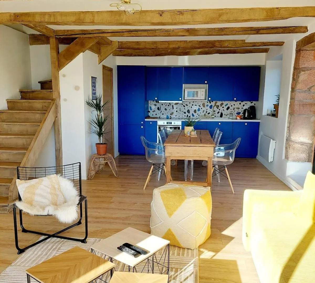 Grange Renovee Avec Vue Dans Village Paisible Pruines
